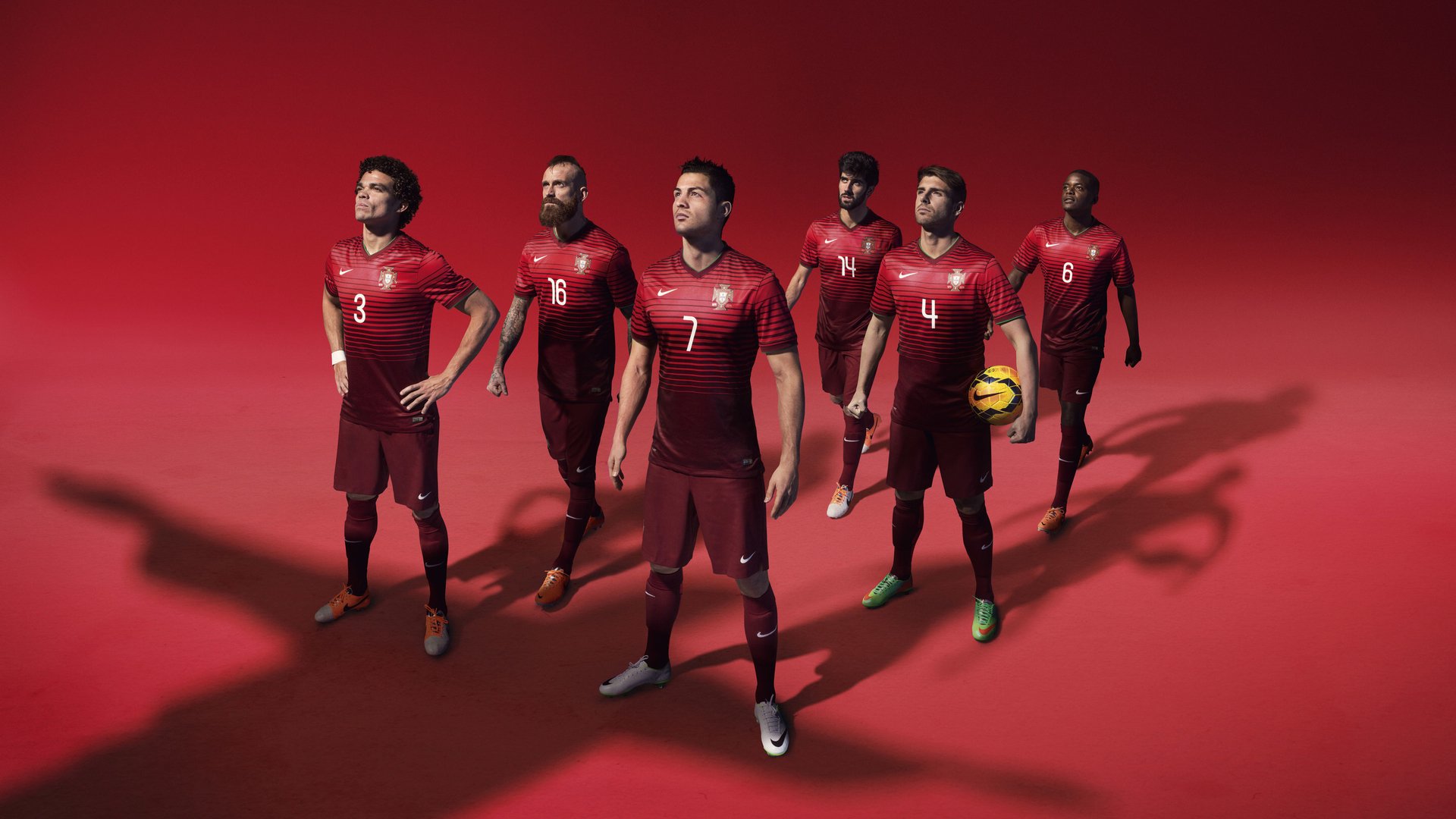 胡贝特·科斯展现强大心理素质，胡安贝内特百度百科