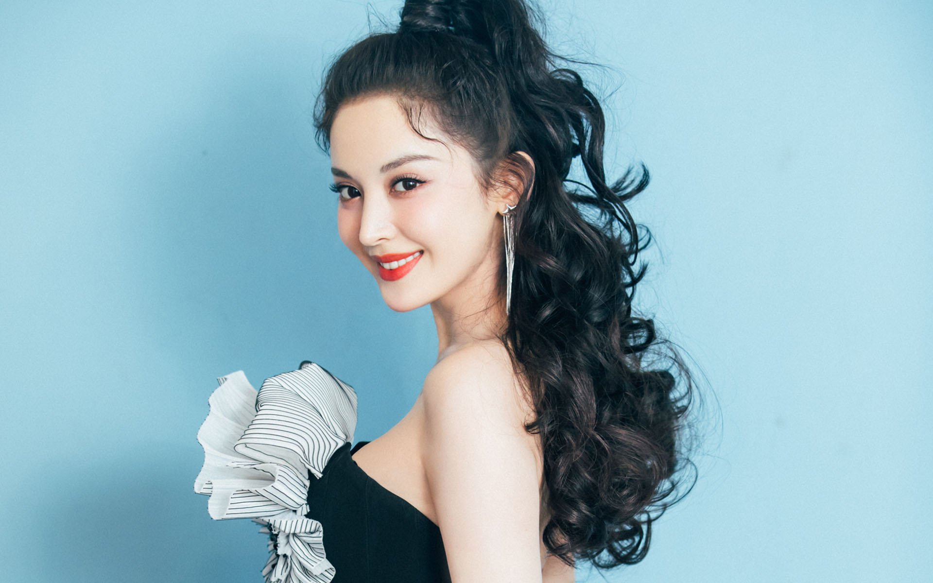 传奇教练的“战术宝典”:深耕细作助力球队实现飞跃,盘点十大传奇训练家