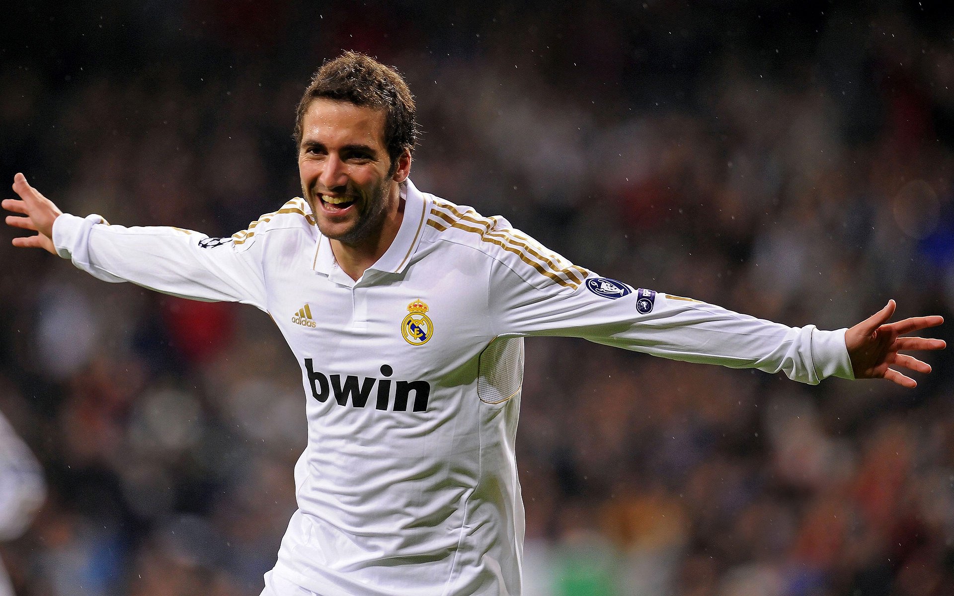 开云体育官方网站登陆-中超新媒体矩阵布局完成打造多元内容传播方式，中超新媒体版权